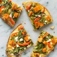 Vegetarian Tandoori Naan Pizza | webserie.futebolmilionario.com #healthy
