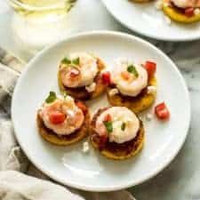 Cheesy Shrimp Polenta Bites - easy gluten-free party appetizer! | webserie.futebolmilionario.com