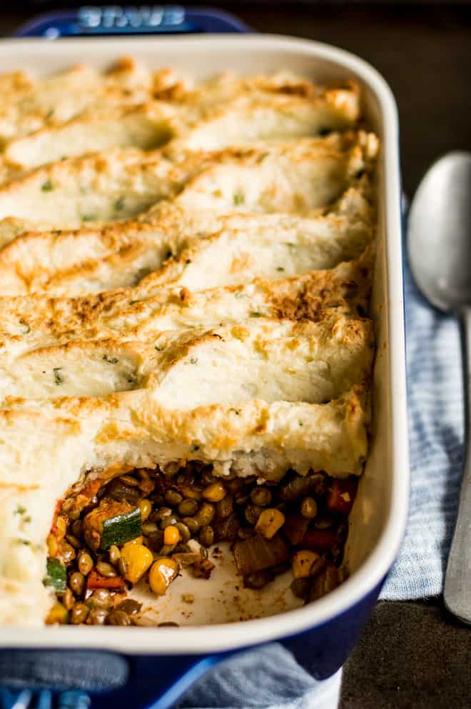 Vegetarian Cajun-Spiced Shepherd's Pie - an easy and healthy version of the classic shepherd's pie! | by Lisa Lin of Healthy Nibbles & Bits