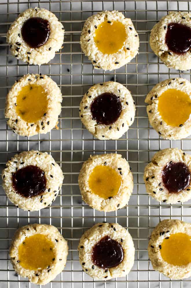 Easy Gluten-Free Thumbprint Cookies Recipe that are made with less than 10 ingredients! by Lisa Lin of webserie.futebolmilionario.com