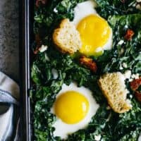 Kale & Egg Bake - a simple gluten-free breakfast ready in just 20 minutes! by @healthynibs