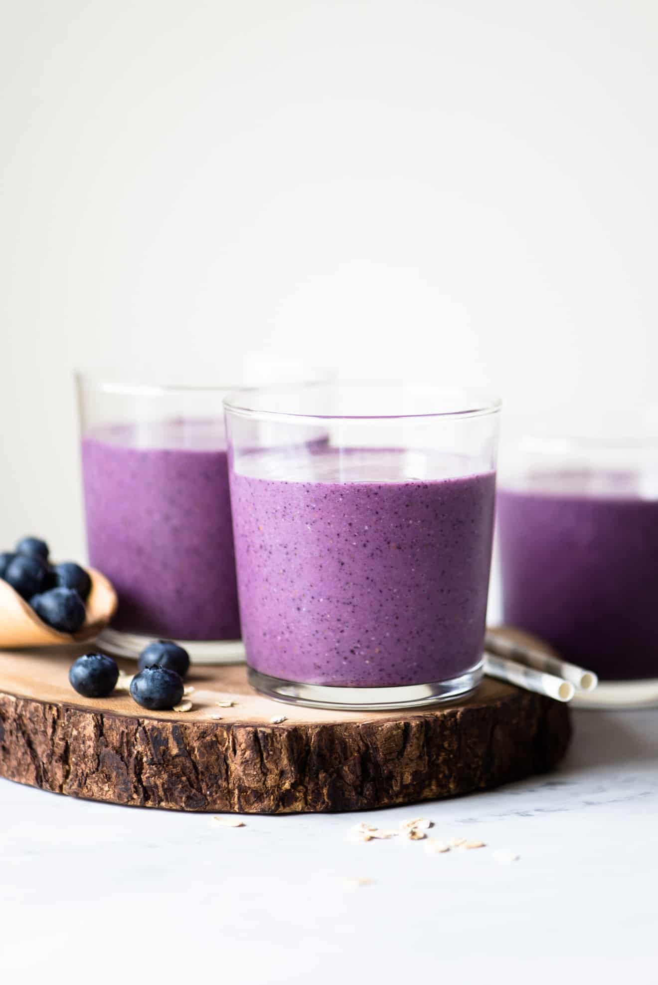 Easy Blueberry Smoothie - simple, satisfying smoothie made with just a few ingredients!