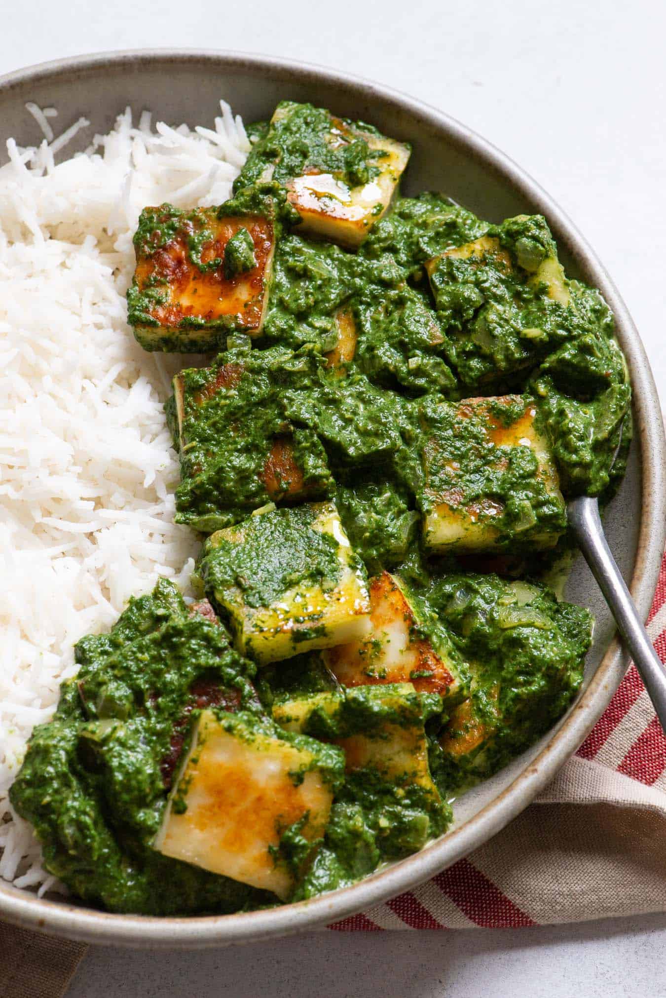 Simple Paneer with Spinach Sauce Recipe (ready in 45 minutes)